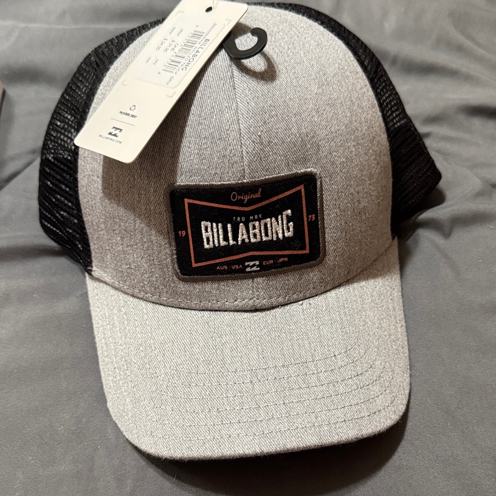Billabong Two-Tone Gray and Black Cap